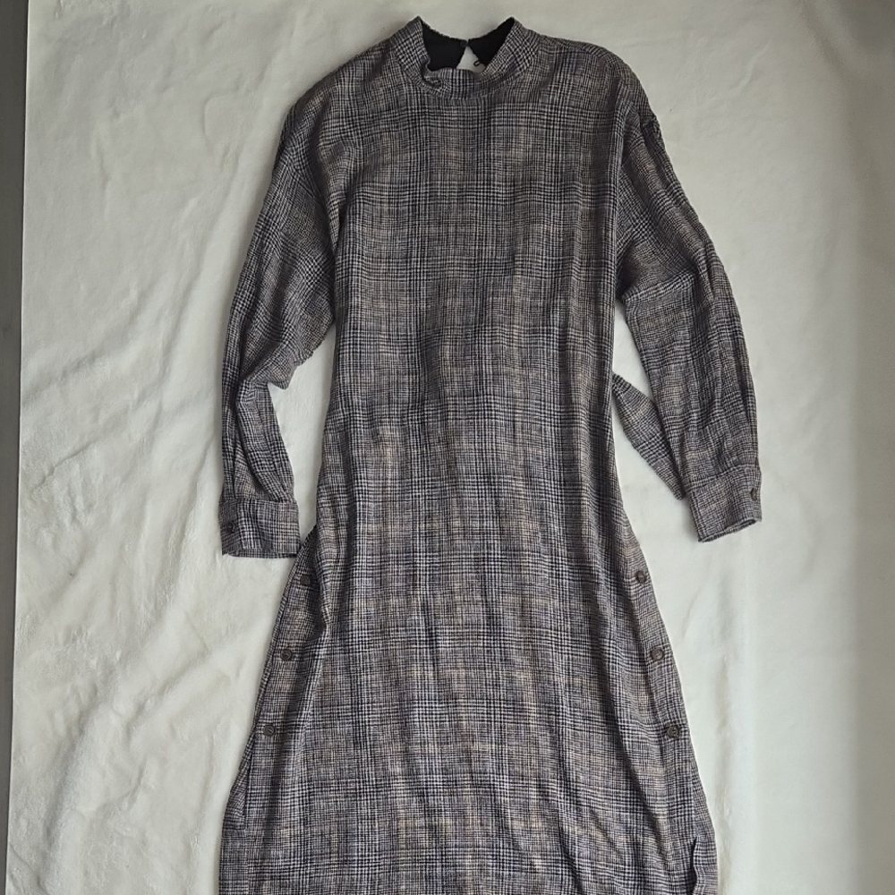 Zara size M Gray Plaid Women's Dress